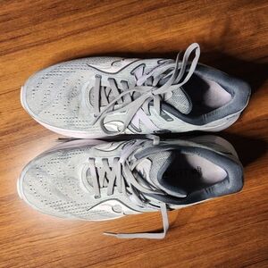 Saucony women's sneakers